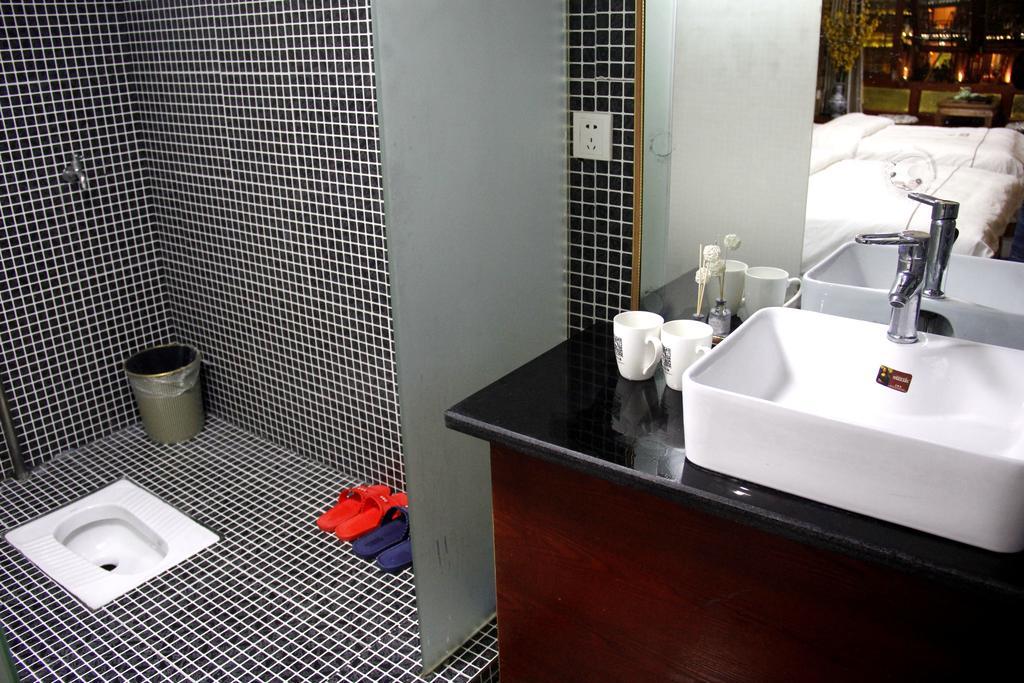 Fenghuang 1St Apartment Экстерьер фото